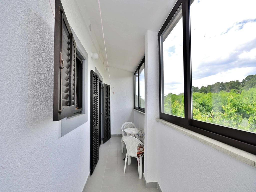 Apartments Mira 645 Porec Room photo